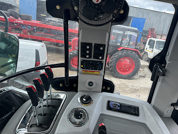 ТРАКТОР WEIHE 2204